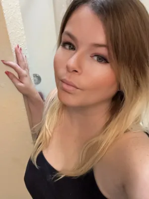 Country Girl Who Loves to Listen 