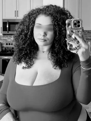 The Girlfriend Who Negs You