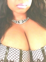 Ebony Goddess wants to be spanked