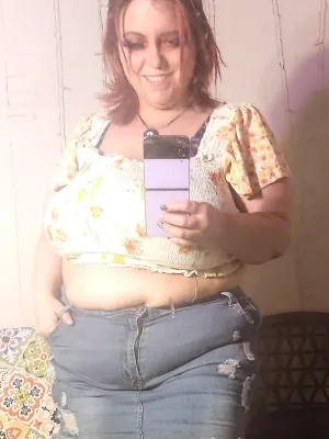 Your next door voyeur and exibitionist Cam Calls are My Fave