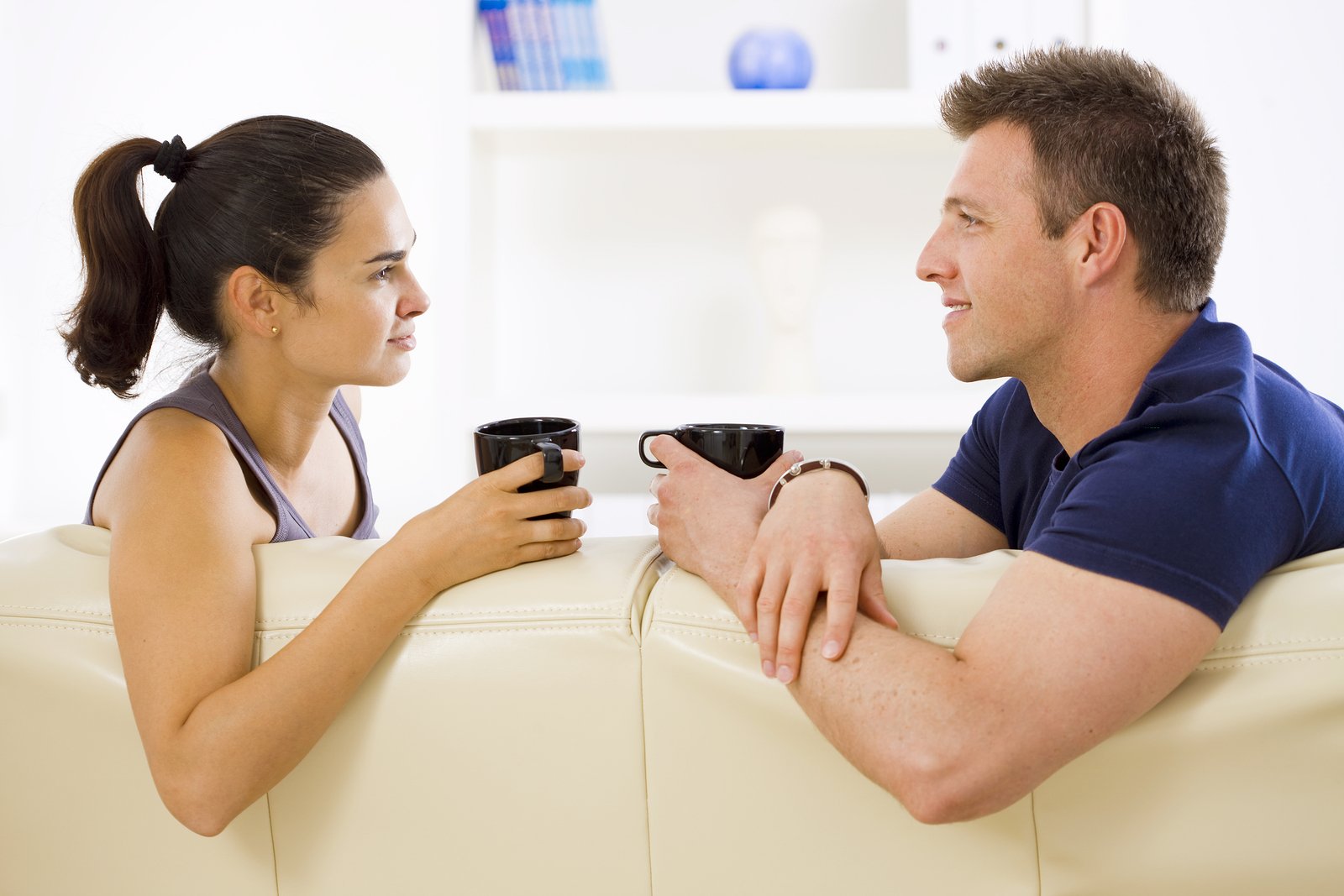 When to Bring Up Your New Partner&rsquo;s Favorite Sex Positions: A Guide to Open Communication in Relationships