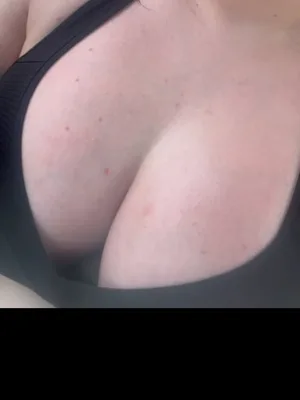 Amateur Ava