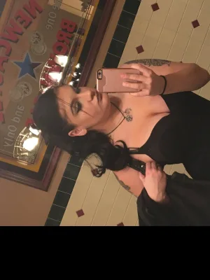 Drunk af and looking for partyyyy