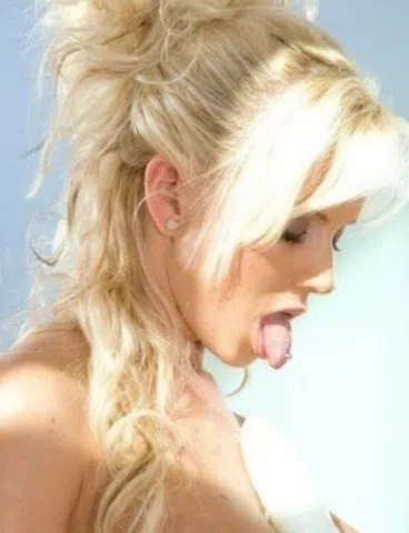 Hot Blonde Willow
