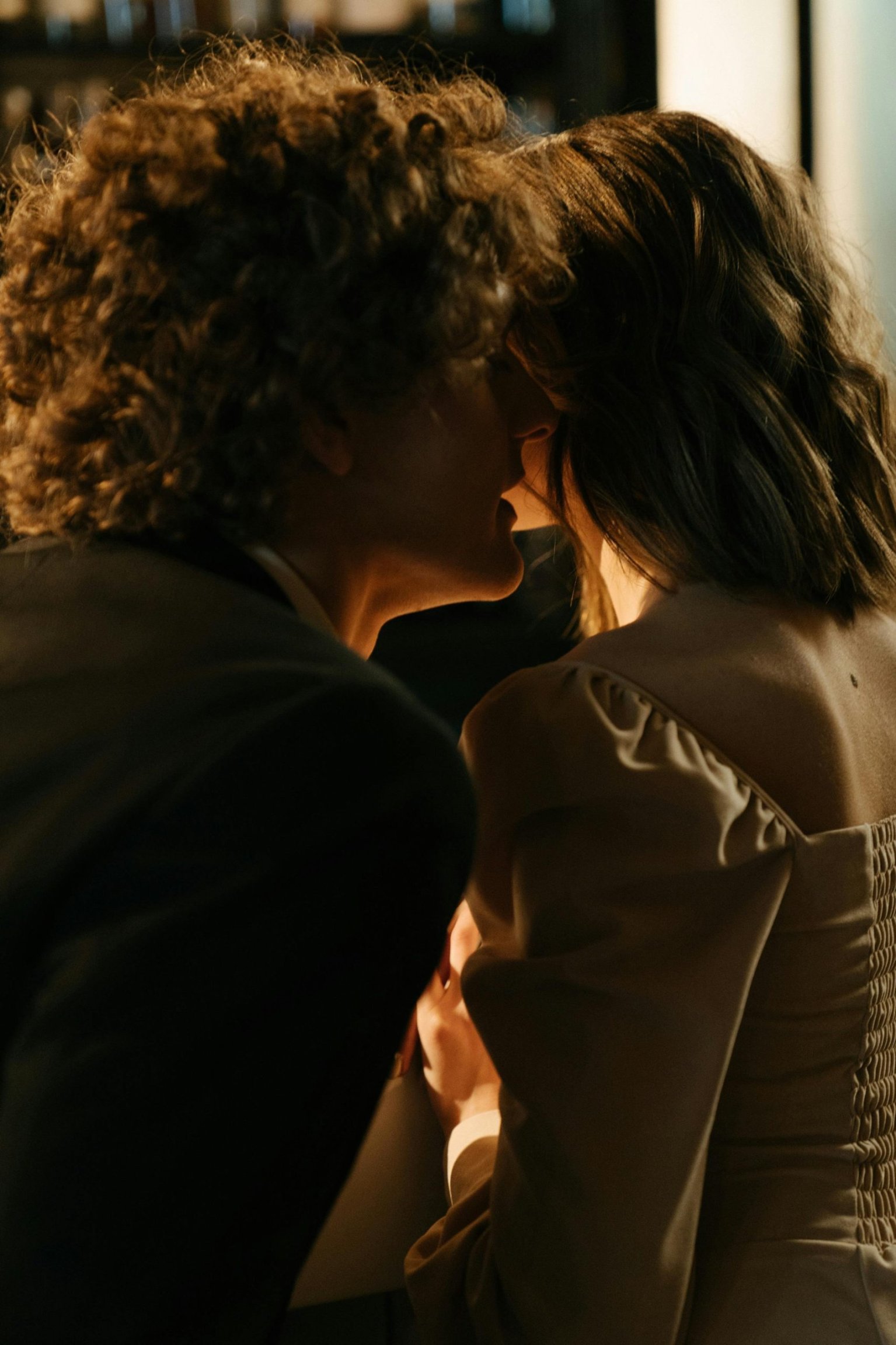 The Subtle Art of Flirty Touch: How to Make Contact That Excites