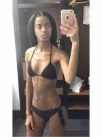 Prettyandpetite21