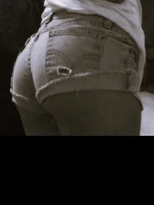 This MILF mommy needs to play with all the good  bad boys