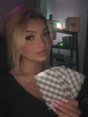 Spiritual Psychic Queen