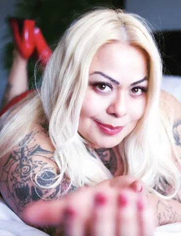 Mature Tattooed exotic BBW