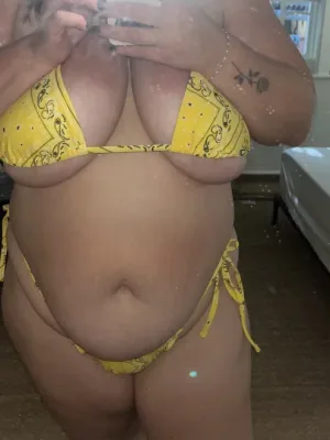 Come escape with your favorite big titty babe