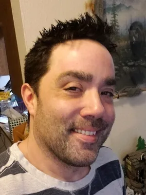 Luvsbigtits Profile Image