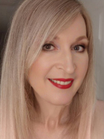 Experience the most Explicit Deviant talk with Dakota