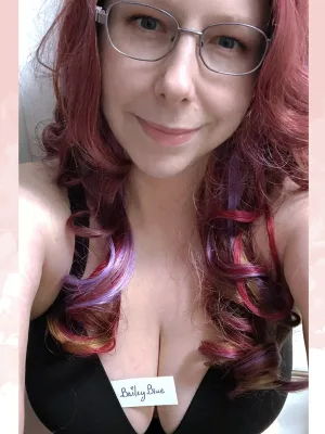 Filthy Gamer Girl Wants to Fuck