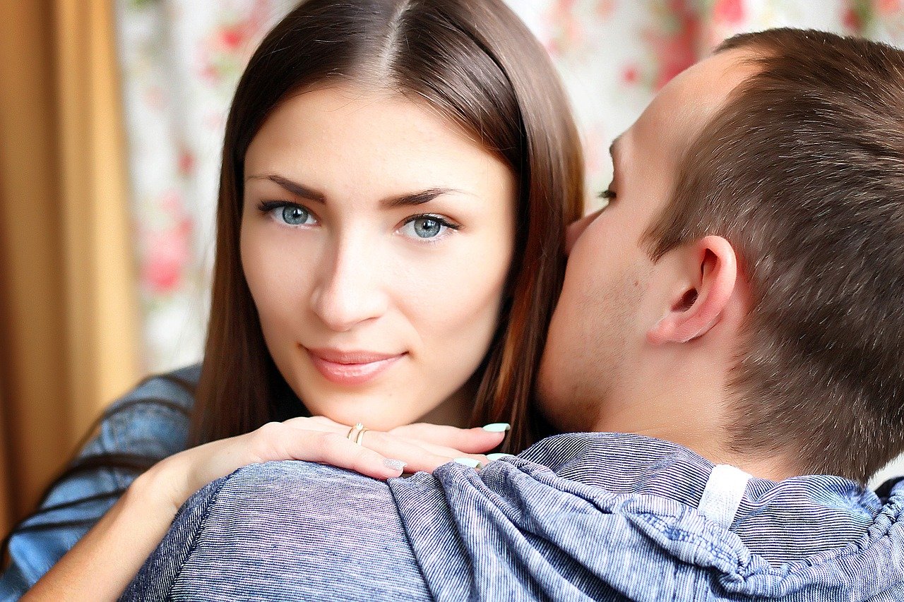 This Valentines Day- Skip the stuff, have Sex!