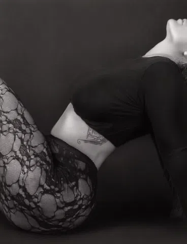 Married and Freaky Wet Wet Queen