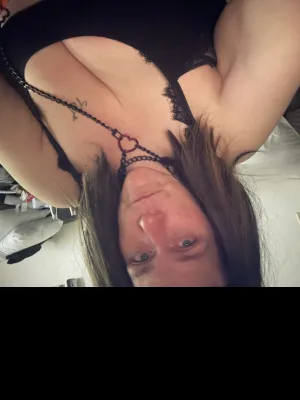 Hot milf big big natursl tits