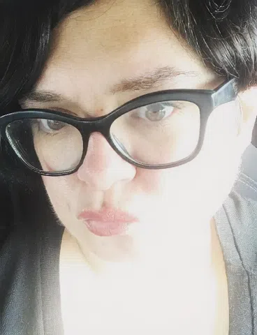 Intelligent sub looking for intelligent Dom