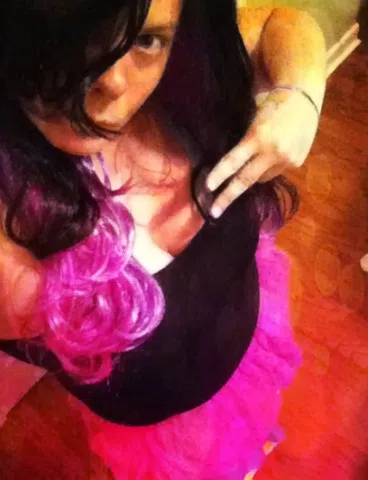 Sexy Bicurious MILF Anastasia