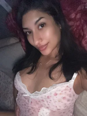 SERVE YOUR LATINA GODDESS