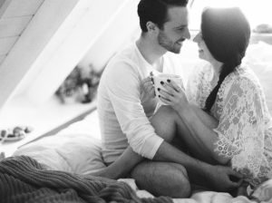 breakfast-in-bed-couples-boudoir-collective-gathered-melanie-gabrielle-photography-098