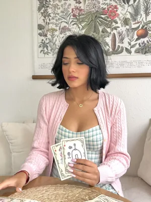 Past life and love reading from a true oracle medium