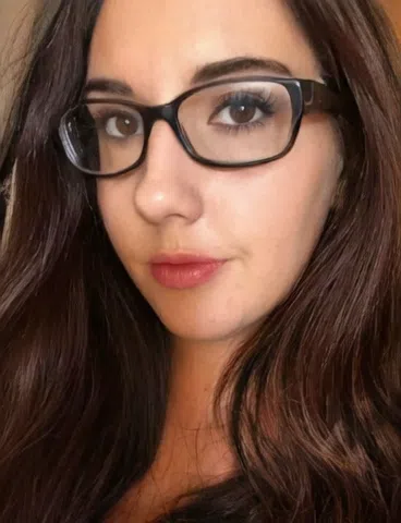 Good Girl who Does Bad Things