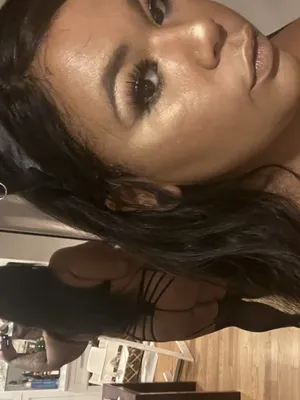 BBW Feomdom Wants Your Wallet