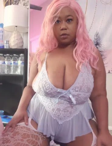 Sweet Submissive Lucy Begs To Please