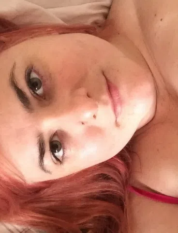 Confident sexy BBW with an adventurous side