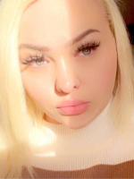 I woke up and I\'m all wet and throbbing for you