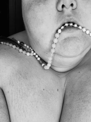 Pearl necklace  cover image