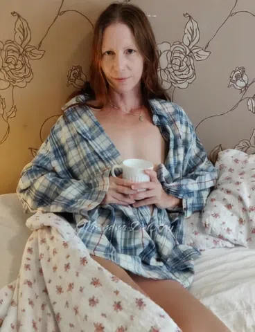 Hot and Kinky MILF Looking For Fun