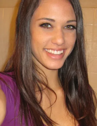 Amber Chamberlain is your sexy girl next door