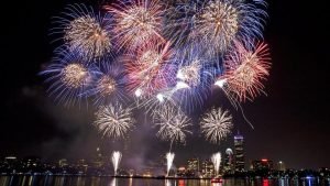 07082011_08fireworksro