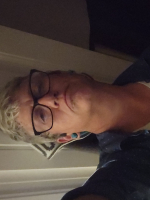 Valerie Wants To Play