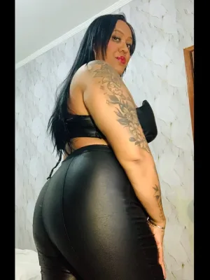 LatinaNaughty girl