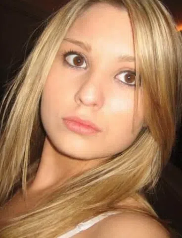 Amelia Hart Barely Legal Blonde Polish Princess