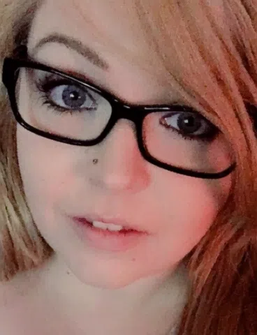 Lonely Rockstar Girlfriend