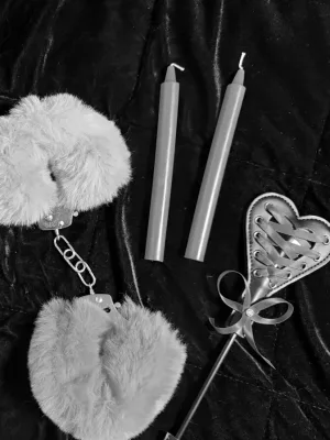 Experienced woman offering advice about sexual confidence, pleasure, and communication