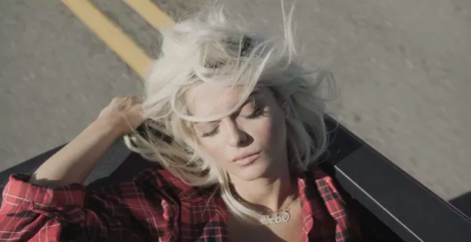 Sexiest Country Videos for Summer