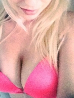 Cum craving blondie