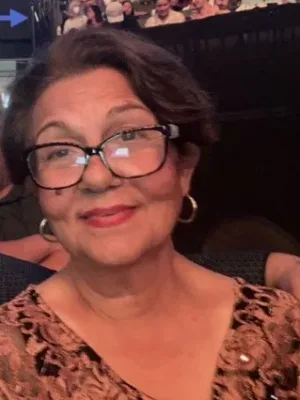 michelle ross tarot card reader love advisor call one free quest