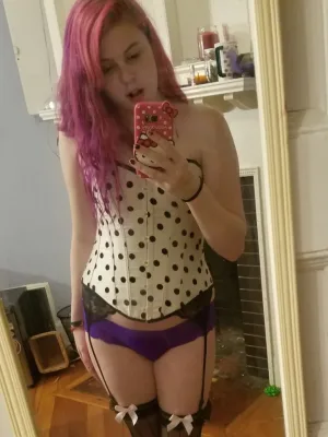 chat w me about whatever