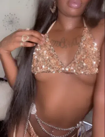 Seductive Siren with a Playful Twist