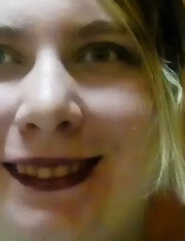 Sexy young kitten looking to make your cock twich