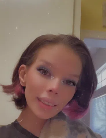BoredBrattyCollegeGirl