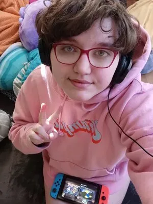 The nerdy chick next door is looking for sissies and betas