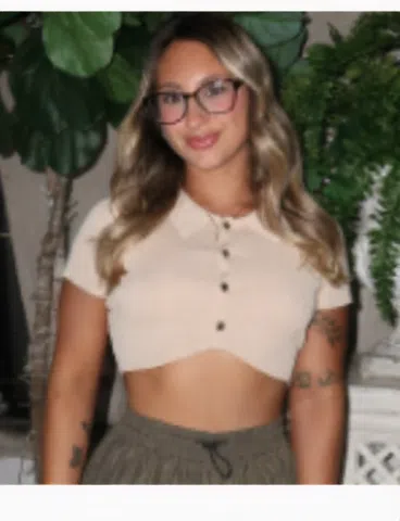 Morning Moans with Lusty Lola