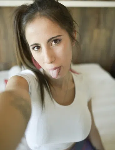 Hot N Spicy Latina Pussy