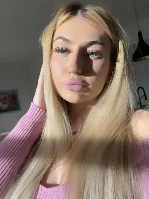 Your New Fav Goddess SLUTS Cum Play With Me